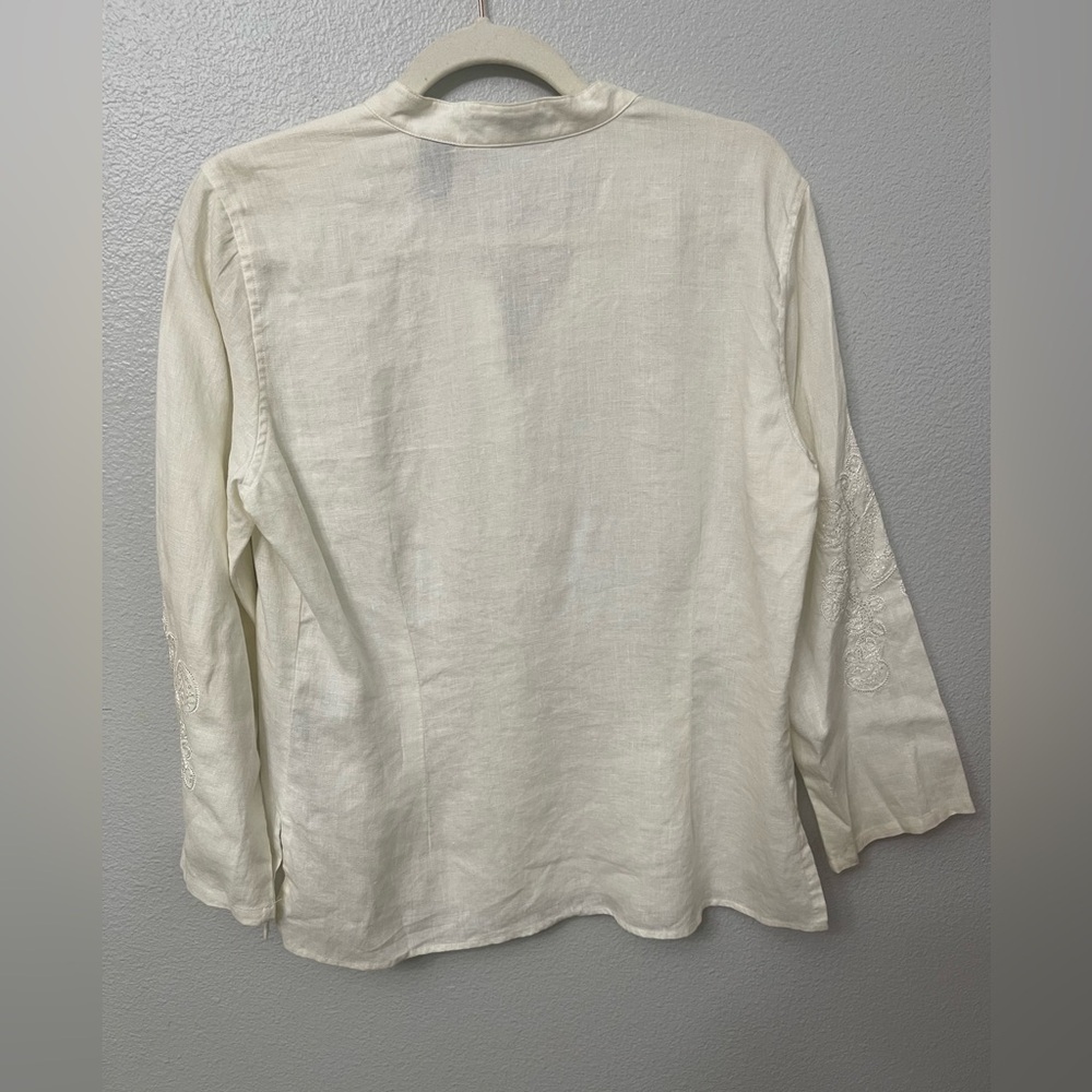 Liz Claiborne Linen Button Down Embroidered Cream Blouse Size M - Picture 2 of 11